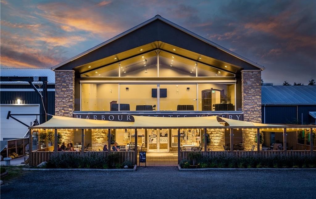 Harbour Estates Winery, Jordan Harbour · Lincoln